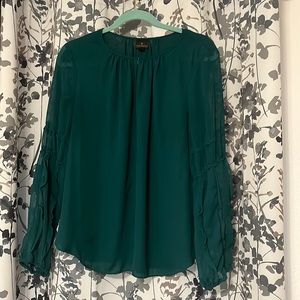 Green long sleeve blouse